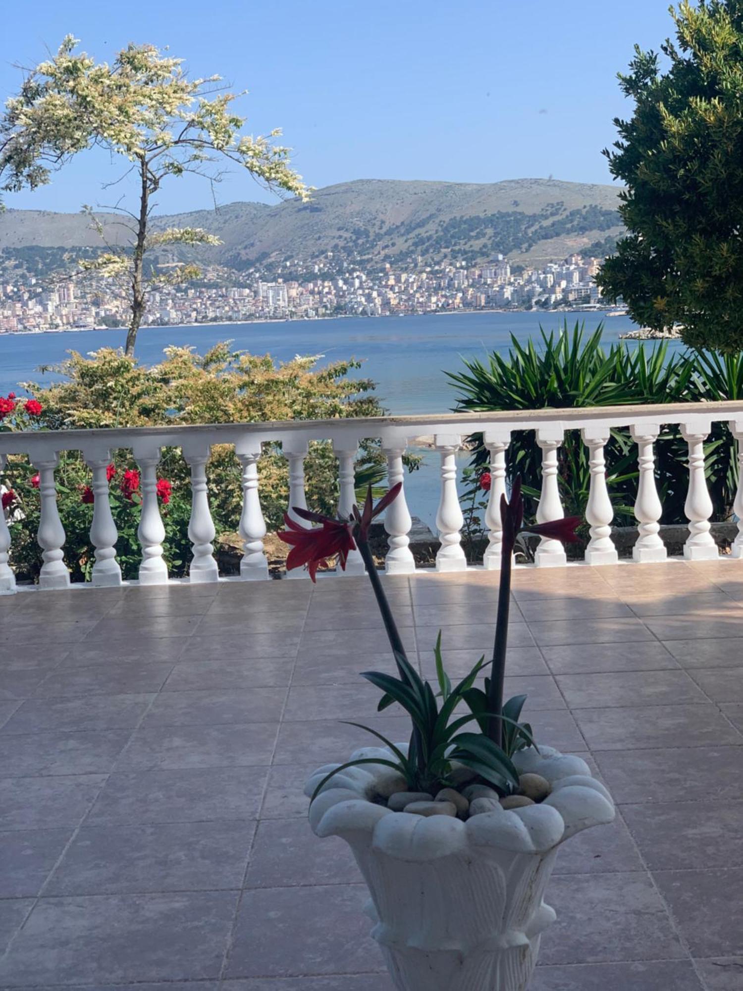 Hotel Dodona Sarandë Eksteriør billede