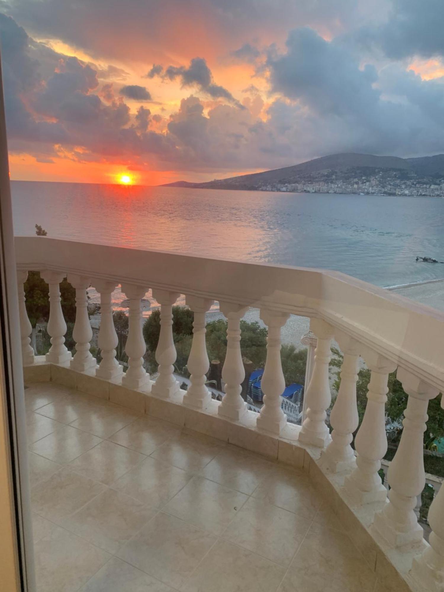 Hotel Dodona Sarandë Eksteriør billede