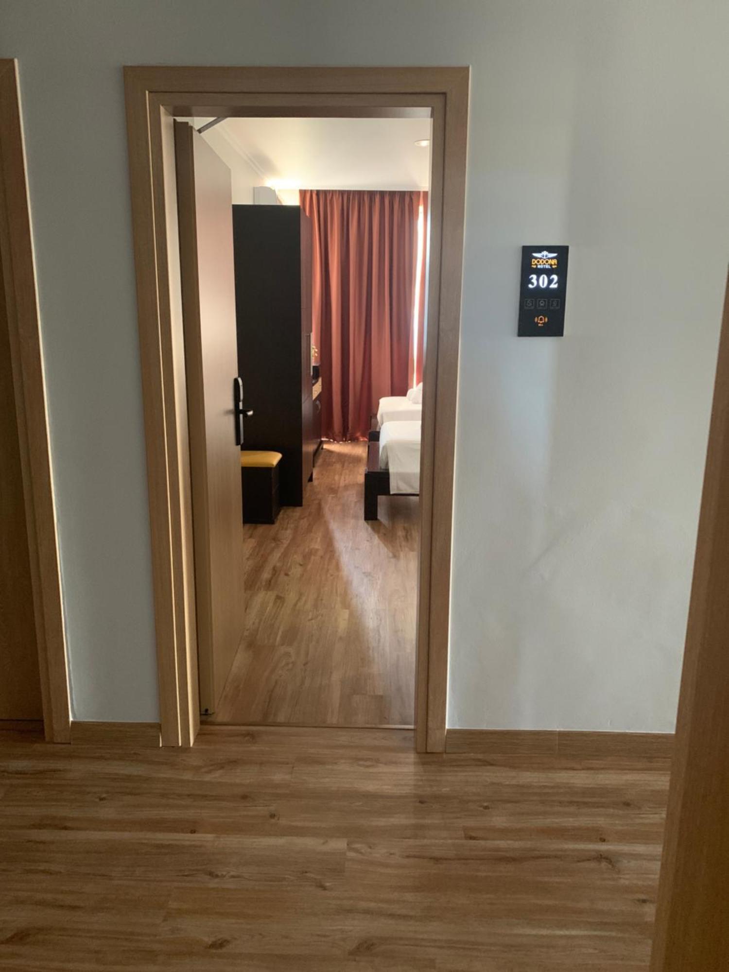 Hotel Dodona Sarandë Eksteriør billede