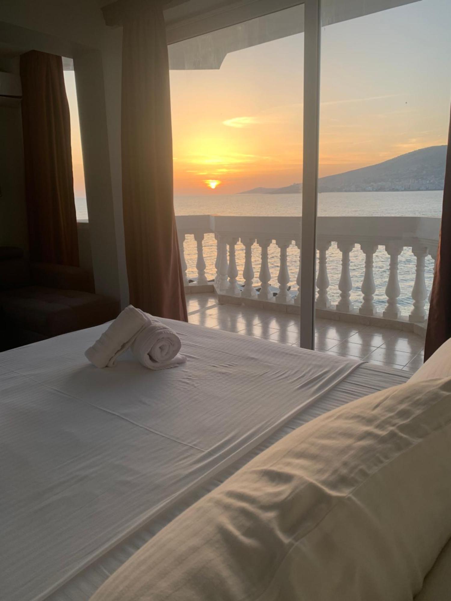 Hotel Dodona Sarandë Eksteriør billede