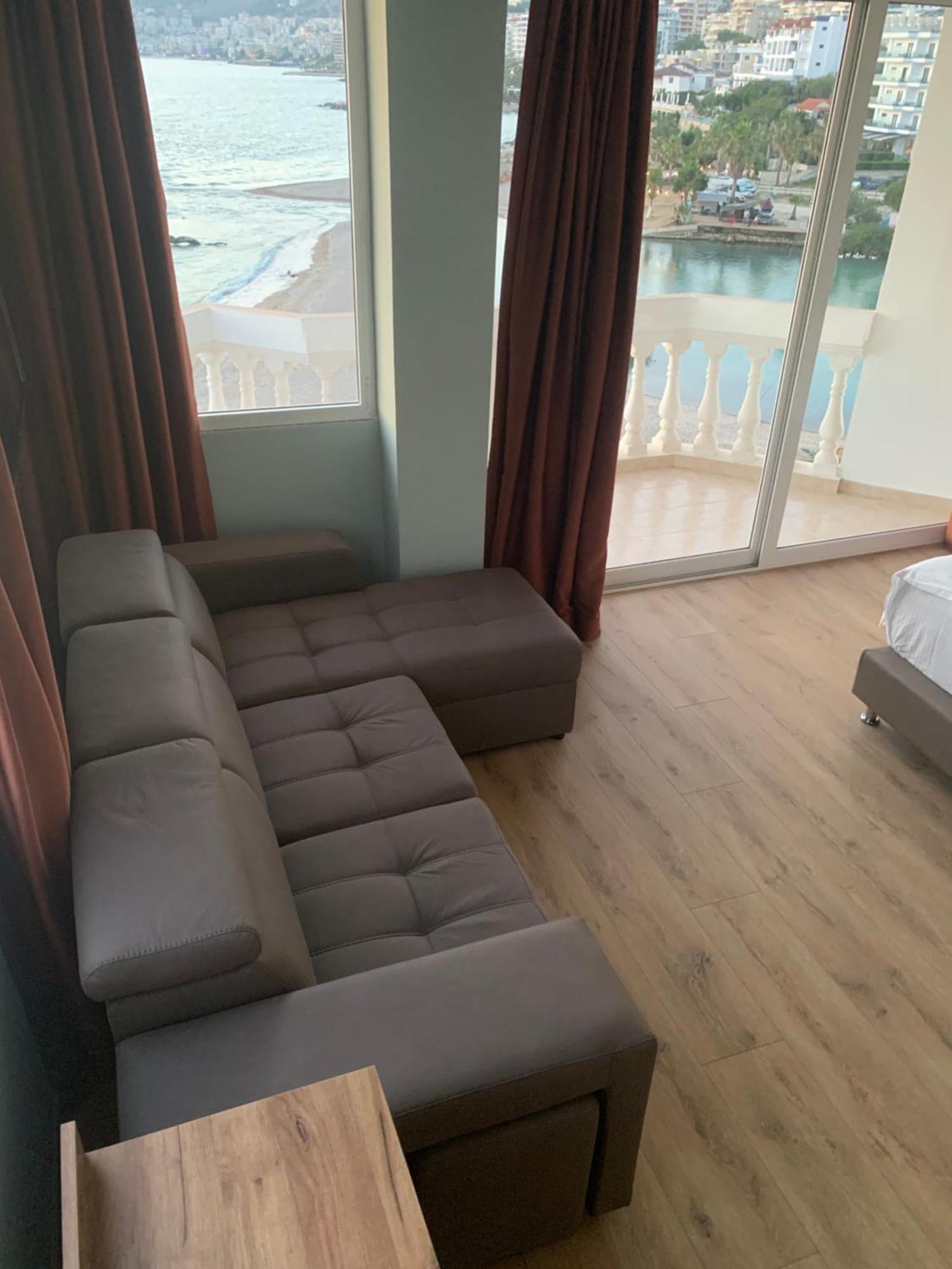 Hotel Dodona Sarandë Eksteriør billede