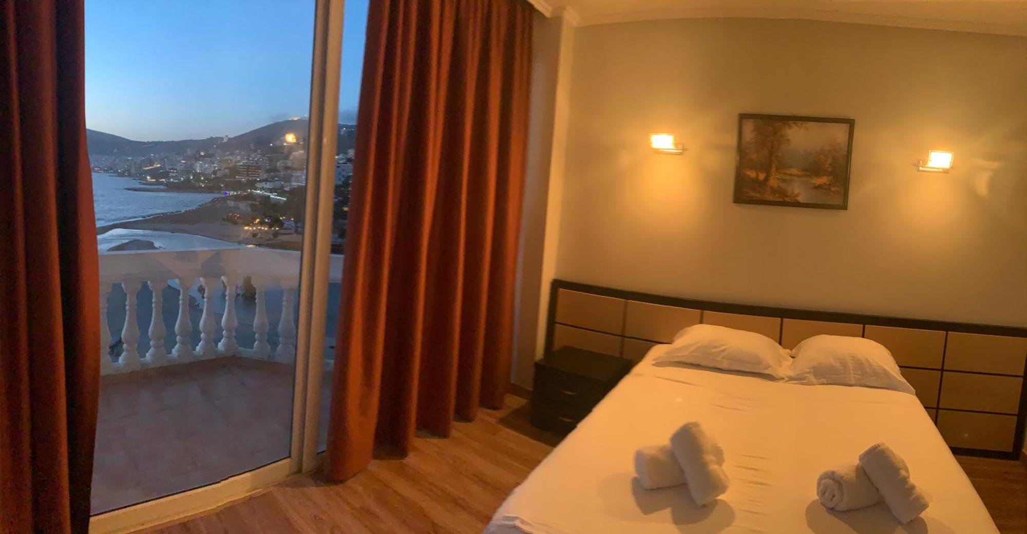 Hotel Dodona Sarandë Eksteriør billede