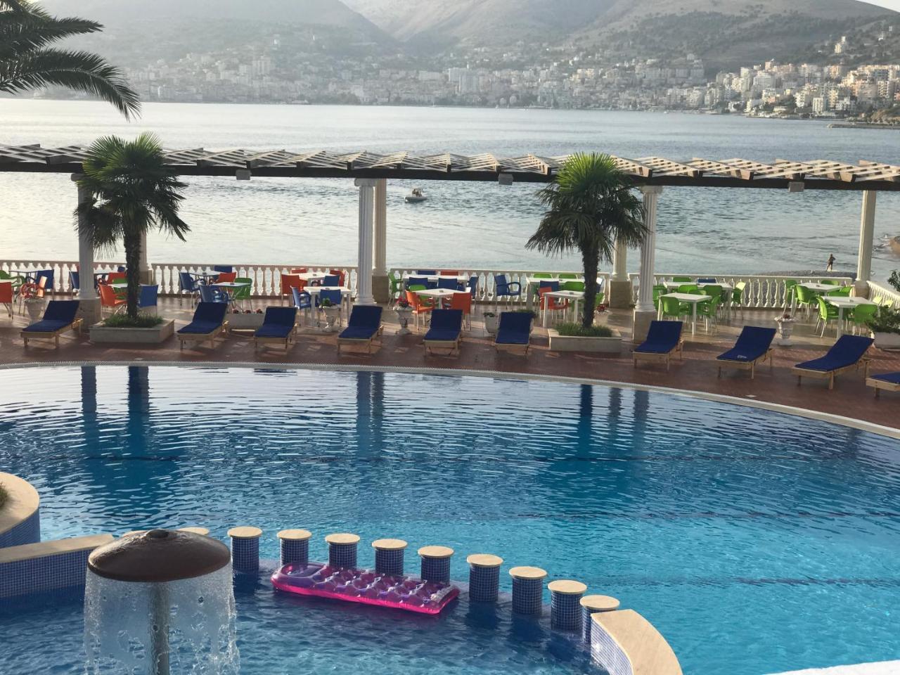 Hotel Dodona Sarandë Eksteriør billede